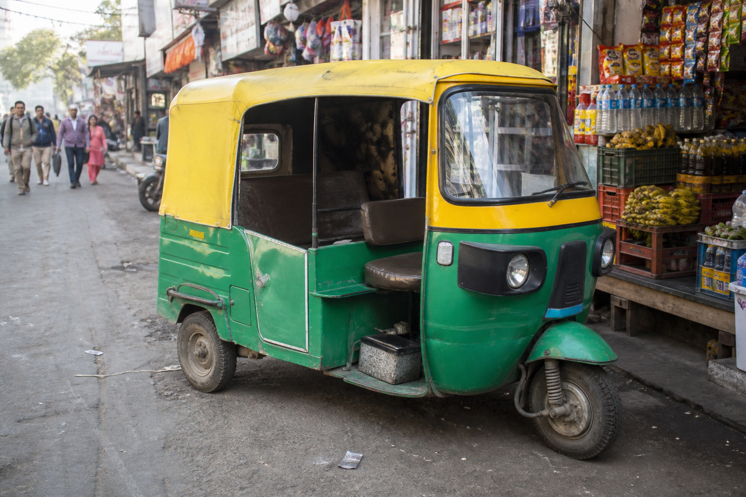 Passenger Auto Rickshaw on rent in Dehradun - AroraCars